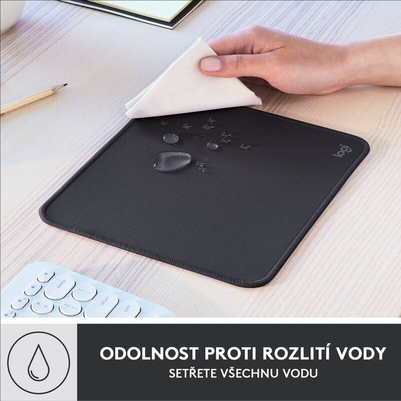 Podložka pod myš Logitech Mouse Pad Studio Series, 20 × 23 cm černá Podložka pod myš Logitech Mouse Pad Studio Series, 20 × 23 cm černá