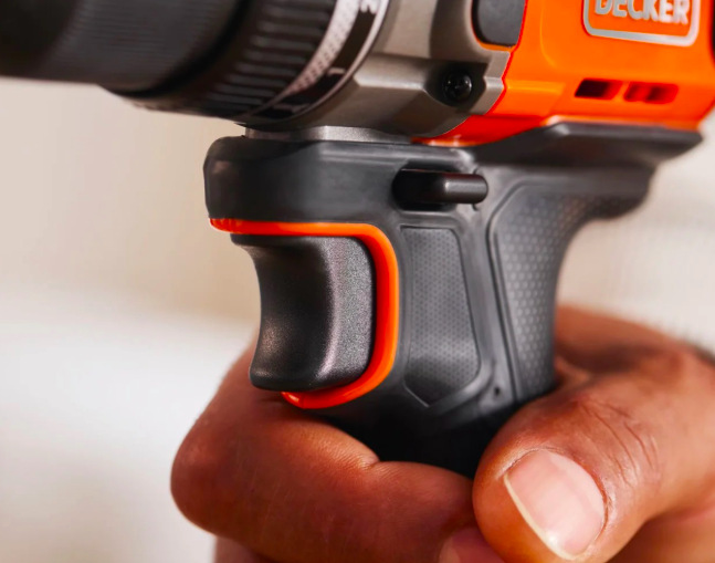 Aku vrtačka Black-Decker BCD382D1XC-QW (s baterií)