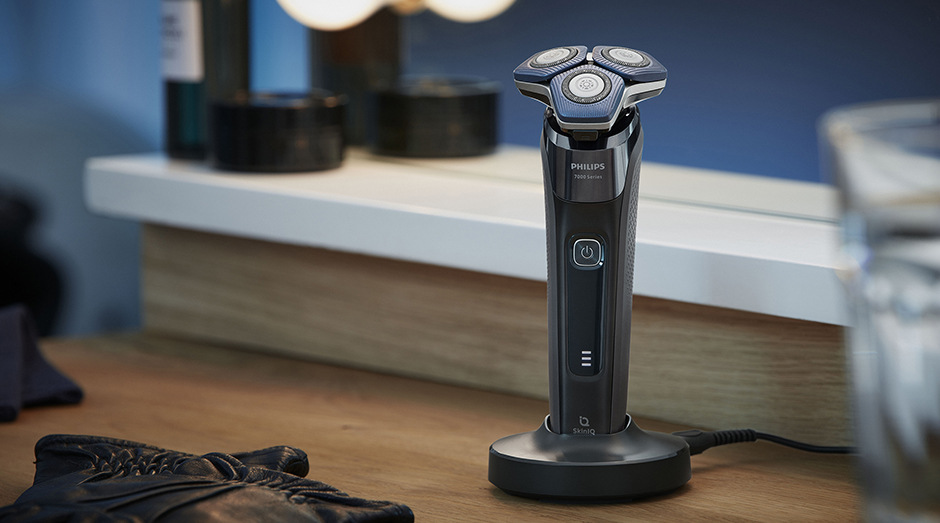 Holicí strojek Philips Series 7000 S7886/58 Wet & Dry