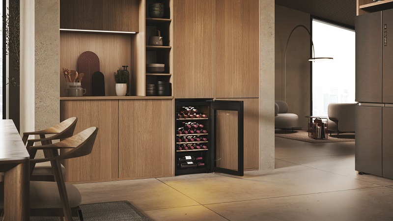 Vinotéka Haier HWS34GGH1 černá Vinotéka Haier HWS34GGH1 černá