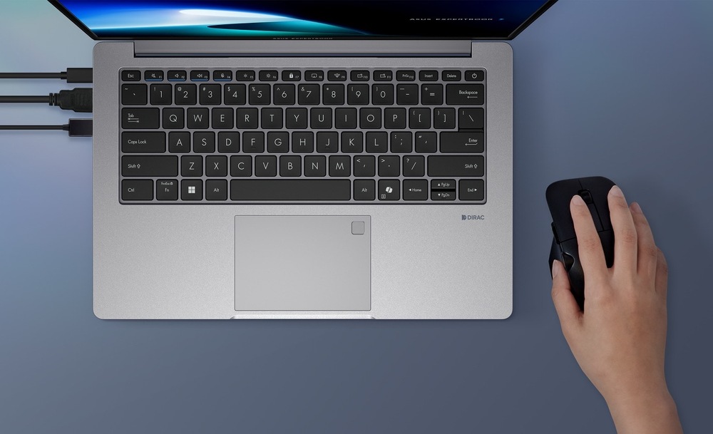 Notebook Asus ExpertBook P1 šedý Detailní pohled na klávesnici a myš u Asus ExpertBook P1