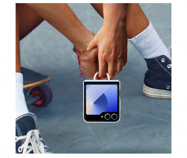 Kryt na mobil Samsung Clear na Galaxy Z Flip6/Z Flip7 FE průhledný Kryt na mobil Samsung Clear na Galaxy Z Flip6/Z Flip7 FE průhledný
