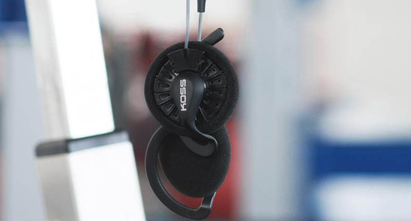 Sluchátka Koss KSC/35 Wireless černá Sluchátka Koss KSC/35 Wireless černá