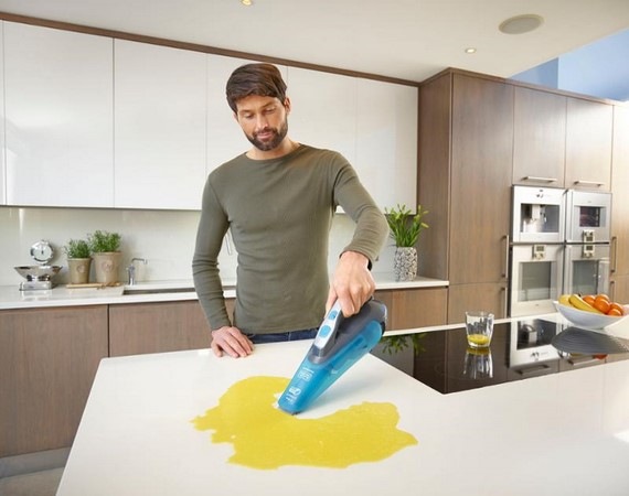 Akumulátorový vysavač Black-Decker Dustbuster WDA320J-QW Akumulátorový vysavač Black-Decker Dustbuster WDA320J-QW