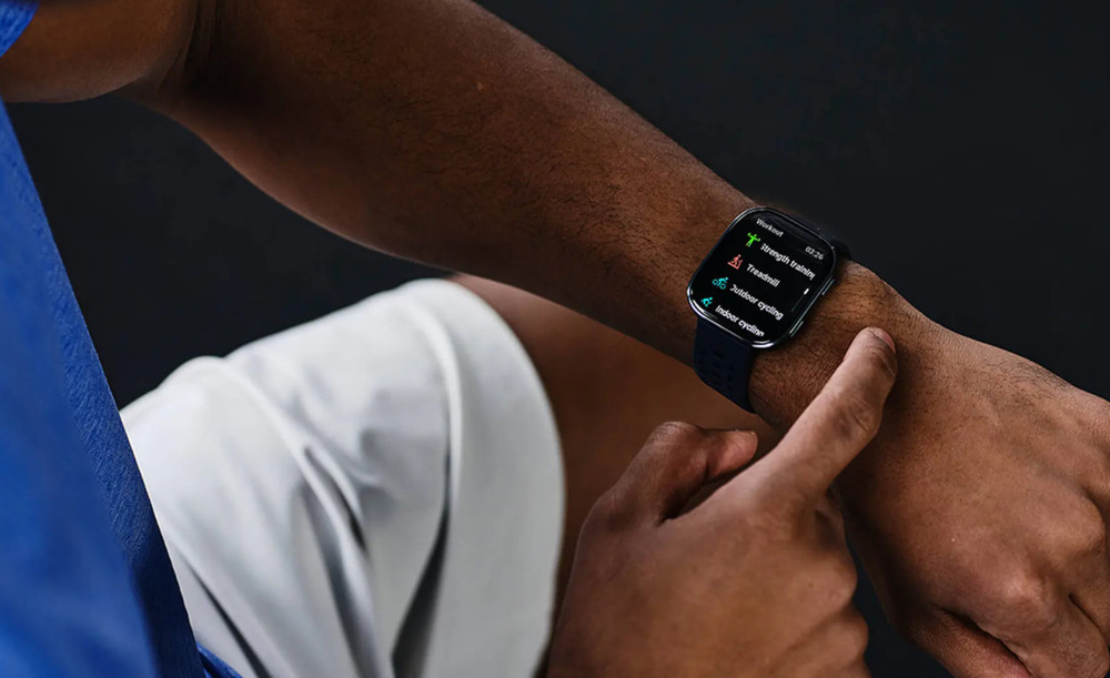 Chytré hodinky Amazfit Bip 6 šedé/zlaté