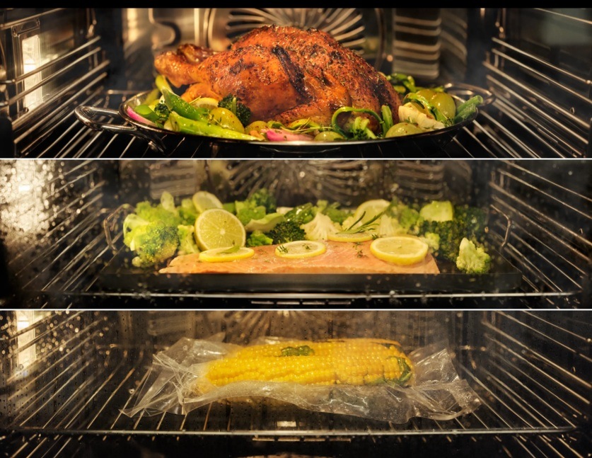 Pečené kuře, losos a kukuřice v sáčku sous-vide v troubě Electrolux.