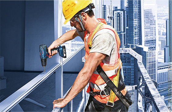 Aku vrtačka Bosch Professional GSB180-LI+2x2.0+case 0.601.9F8.307 (s baterií)