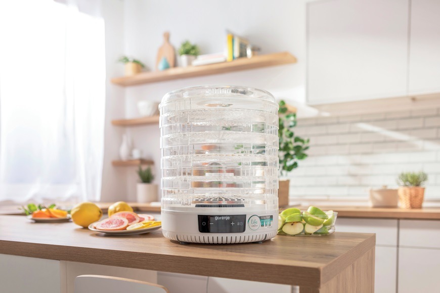 Sušička ovoce Gorenje FDK500GCW bílá Sušička ovoce Gorenje FDK500GCW, v domácnosti