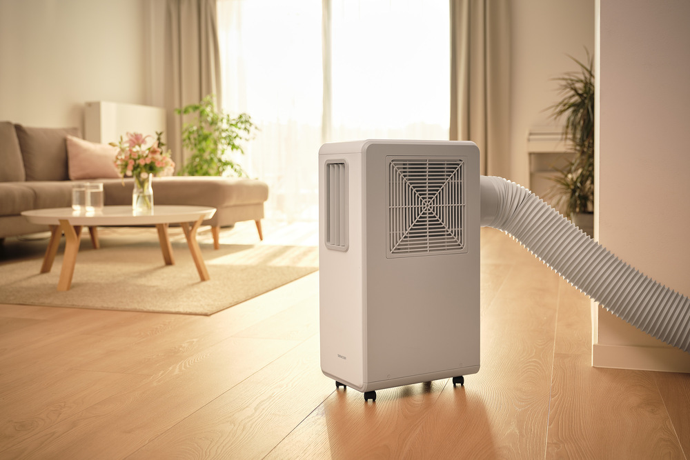 Mobilní klimatizace Sencor SAC ST0180C nabízí volitelné použití odvodní hadice, která je součástí balení pro maximální variabilitu instalace.
