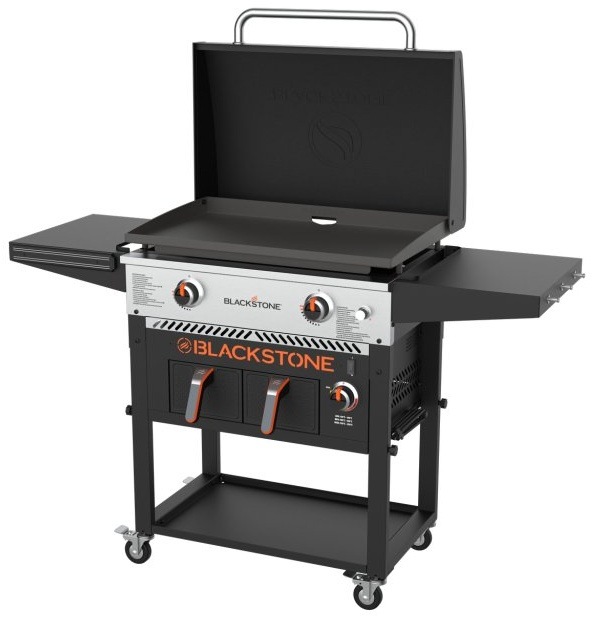 Blackstone 28" griddle s otevřenou pokličkou a viditelnou grilovací plochou.