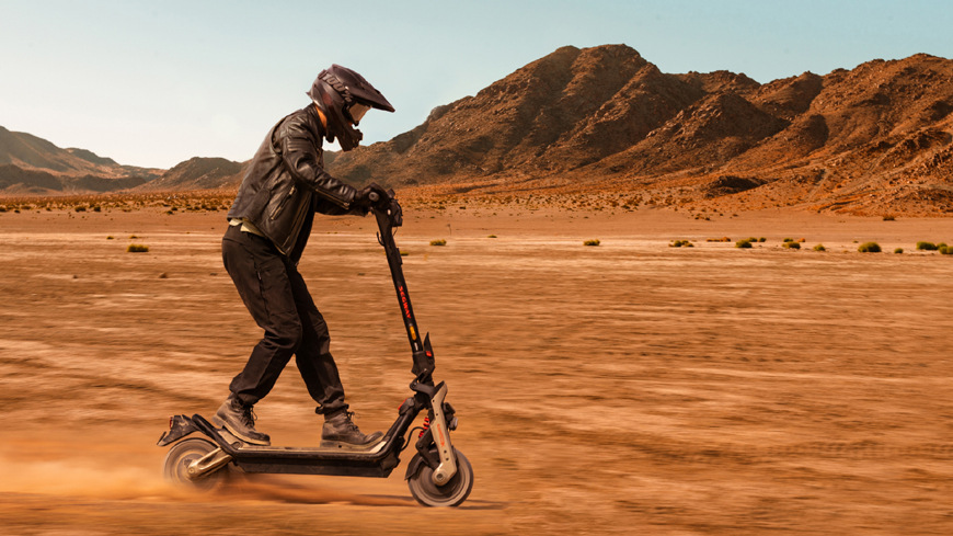 Elektrická koloběžka Segway GT3 Pro antracitová Elektrická koloběžka Segway GT3 Pro antracitová
