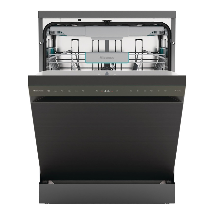 Přední pohled na volně stojící myčku Hisense HS673A90BX v černém provedení.