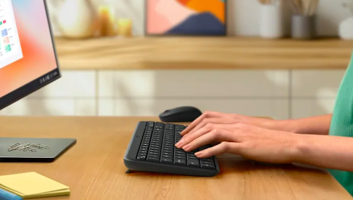 Klávesnice s myší Logitech MK250 US, 2.4GHz/BT - grafitová