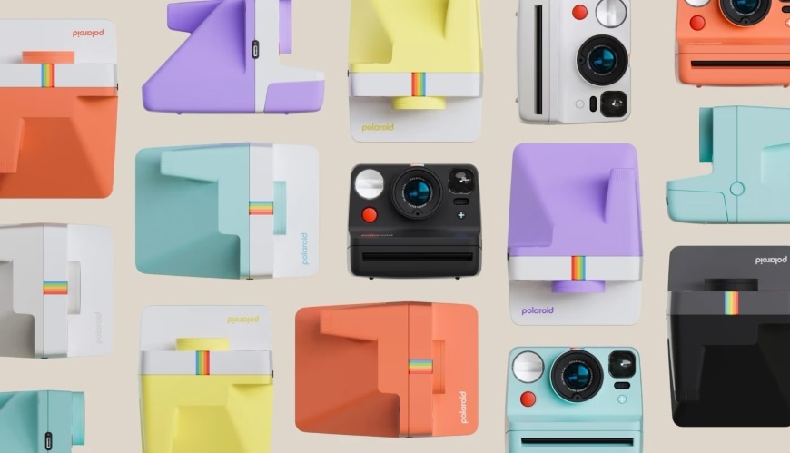 Instantní fotoaparát Polaroid Now Gen 3 Bundle Color Film (8 ks) černý Různá barevná provedení fotoaparátu Polaroid Now Gen 3