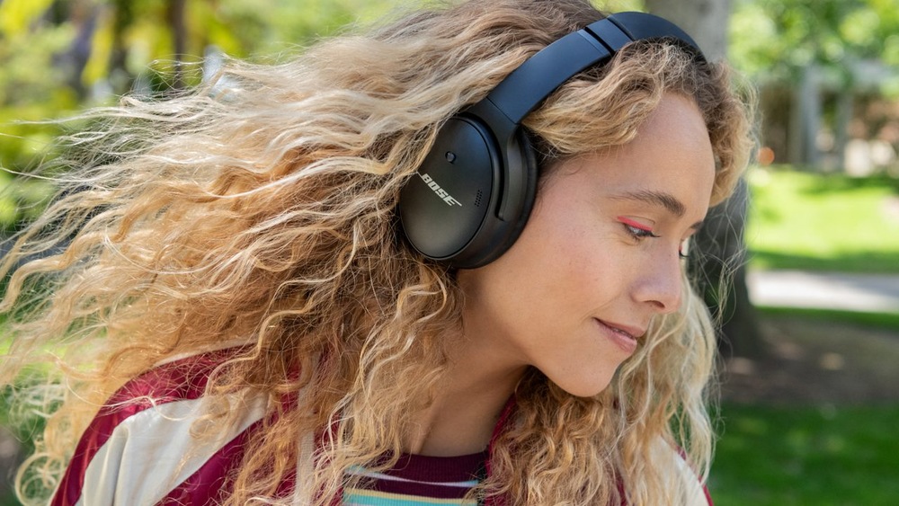 Sluchátka Bose QuietComfort 45 bílá Sluchátka Bose QuietComfort 45 bílá
