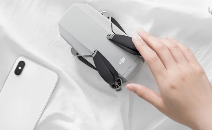 Dron DJI Mavic Mini DJIM0240 šedý