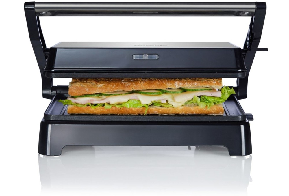 Sendvičovač Gorenje SM701SB stříbrný Sendvičovač Gorenje SM701SB s jídlem uvnitř