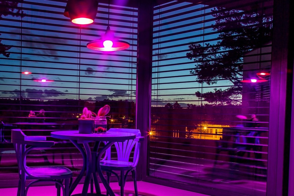 Chytrá žárovka IMMAX NEO Smart LED E27 5W teplá, studená bílá, stmívatelná, Zigbee3.0
