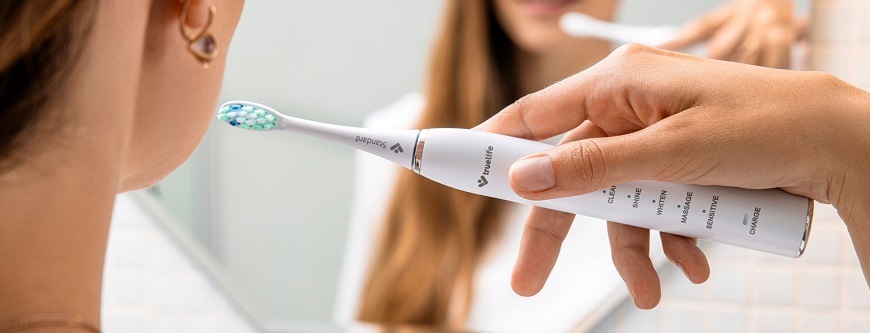 Zubní kartáček TrueLife SonicBrush Clean30 White