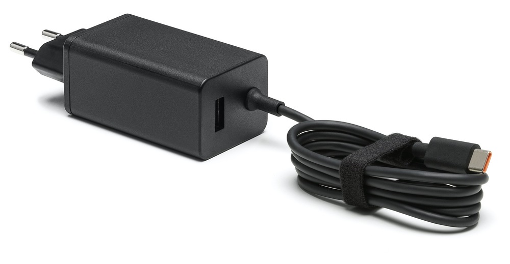 Nabíječka DJI 65W Portable Charger(EU)