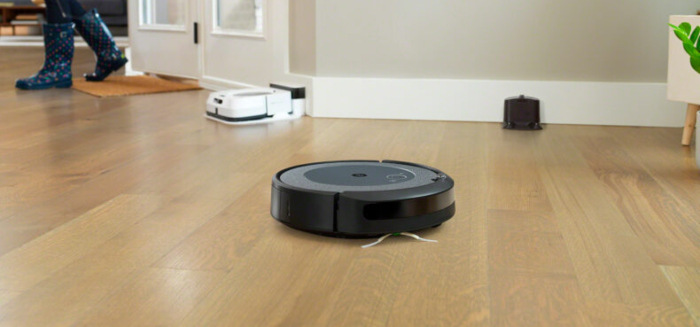 iRobot Roomba i3 Neutral, šedá