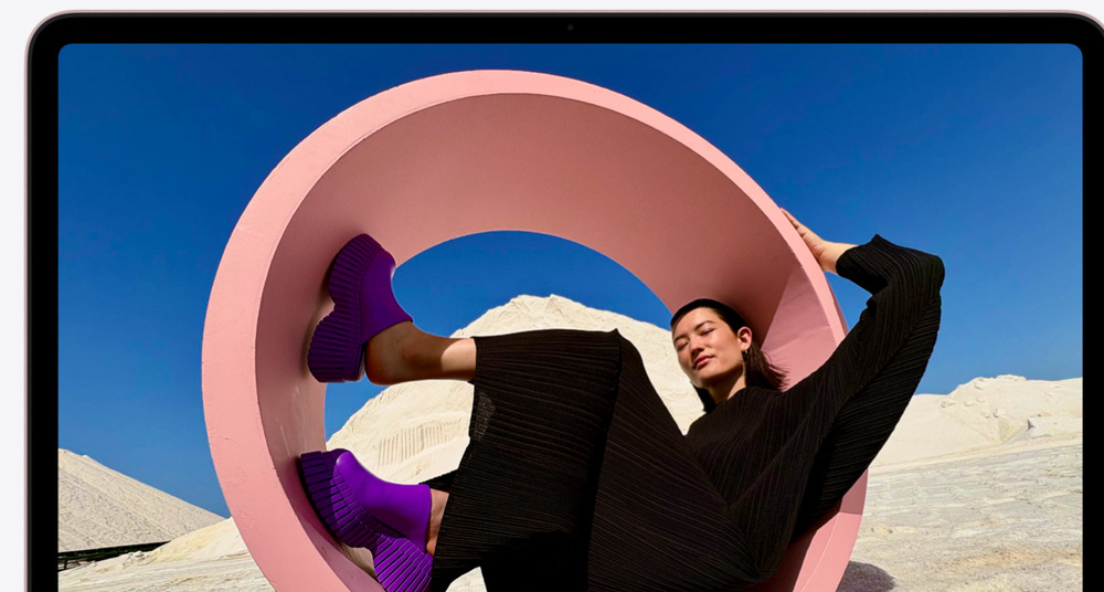 Notebook Apple MacBook Neo 13" A18 Pro 6× CPU 5× GPU, 8 GB, 256 GB - stříbrný CZ Apple MacBook Neo se chlubí i nádherným 13" Liquid Retina displejem