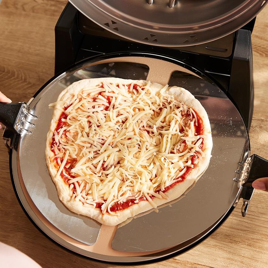 Pizza v peci Kenwood KPO10.000BK