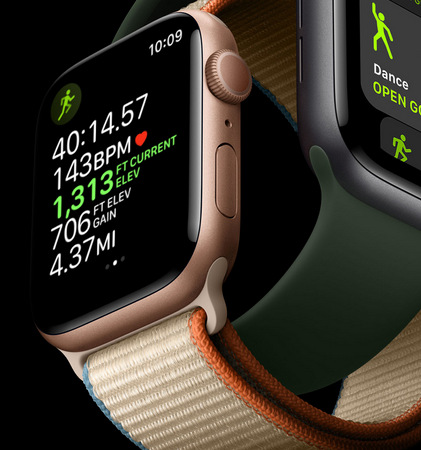Chytré hodinky Apple Watch Nike Series 6 GPS 44mm pouzdro ze stříbrného hliníku - platinový/černý sportovní řemínek Nike