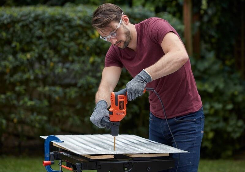 Vrtačka Black-Decker BEH200-QS Vrtačka Black-Decker BEH200-QS