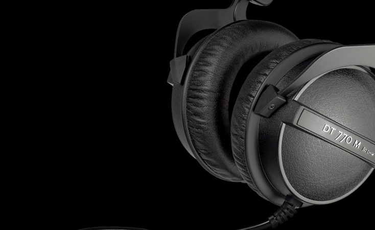 Sluchátka Beyerdynamic DT 770 M 80 ohm černá
