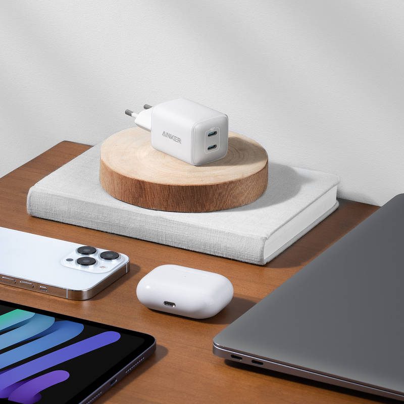 Nabíječka do sítě Anker PowerPort III 40W, 2x USB-C bílá