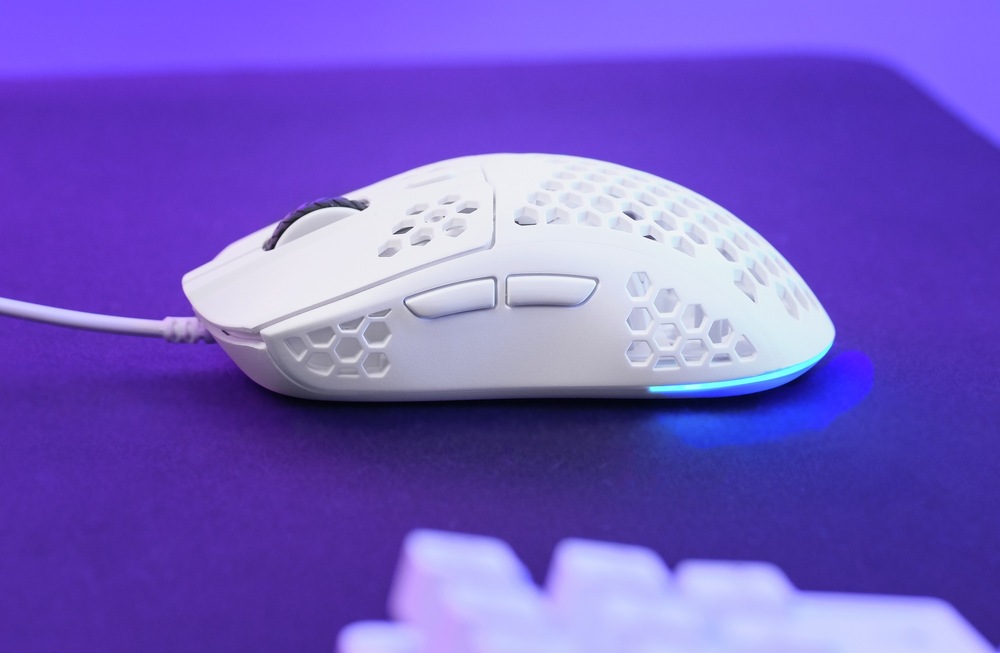 Myš Trust GXT 928W Helox Lightweight Wired bílá