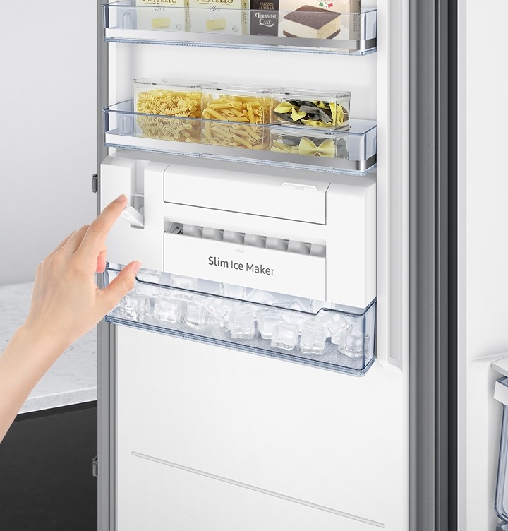 Mraznička Samsung RZ32M7115S9/EO stříbrná