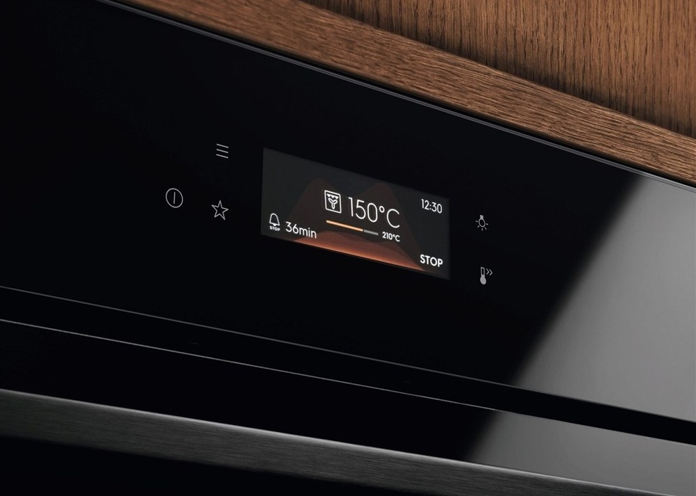 Trouba Electrolux Série 700 LOE8F38Z černá Electrolux LOEF8F38Z displej EXCite