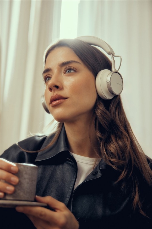 Beyerdynamic AVENTHO 100, krémová