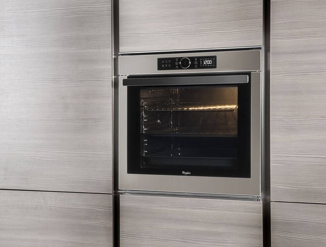 Trouba Whirlpool ABSOLUTE AKZM 8480 S stříbrná