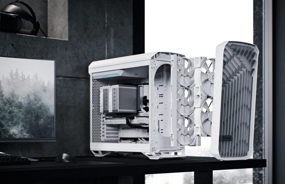Case FRACTAL DESIGN Torrent černá