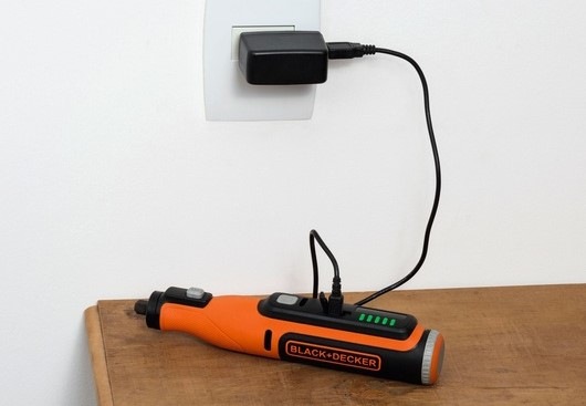 Přímá bruska Black-Decker BCRT8IK-XJ (s baterií)