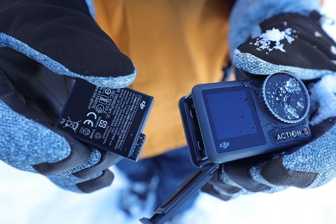 Outdoorová kamera DJI Osmo Action 3 Standard Combo šedý