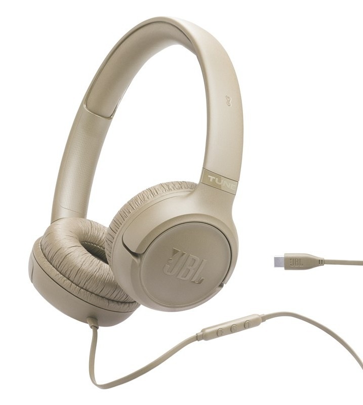 Sluchátka JBL Tune 530, USB-C, béžová barva.