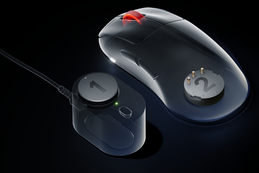 Myš SteelSeries Rival Pro WL černá Průhledová vizualizace dvou výměnných baterií v myši Rival Pro a nabíjecí základně