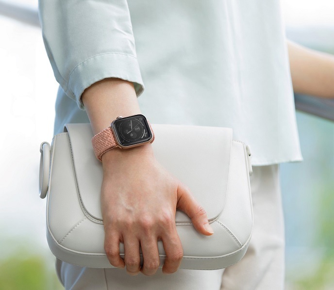 Řemínek Uniq Aspen na Apple Watch 38/40/41mm růžový Řemínek Uniq Aspen na Apple Watch 38/40/41mm růžový