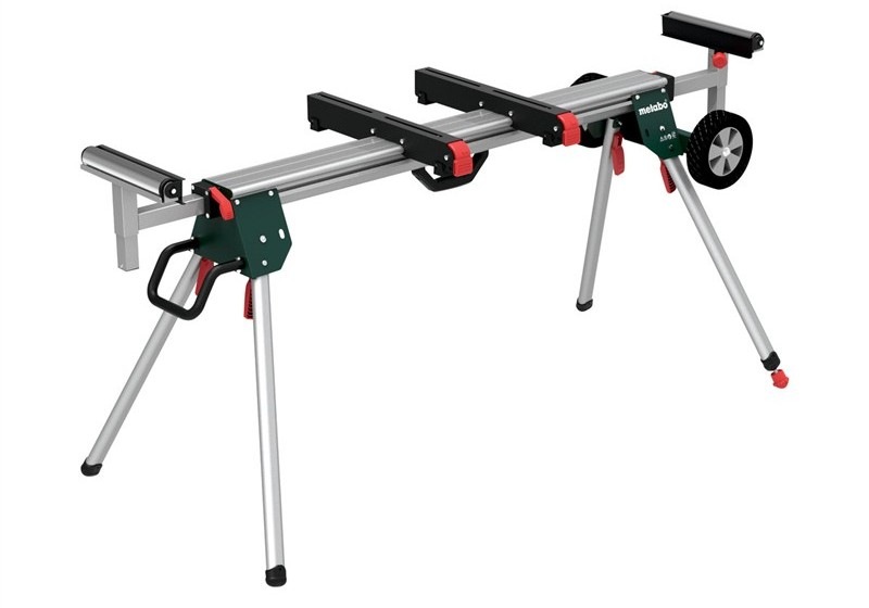 Stůl pro pily Metabo KSU 401 629006000 Stůl pro pily Metabo KSU 401 629006000 nabízí ergonomickou pracovní výšku 92 až 99 cm