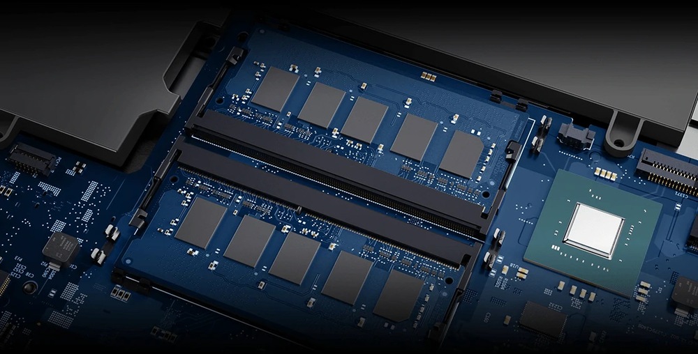 Notebook Lenovo Legion Y7000 černý
