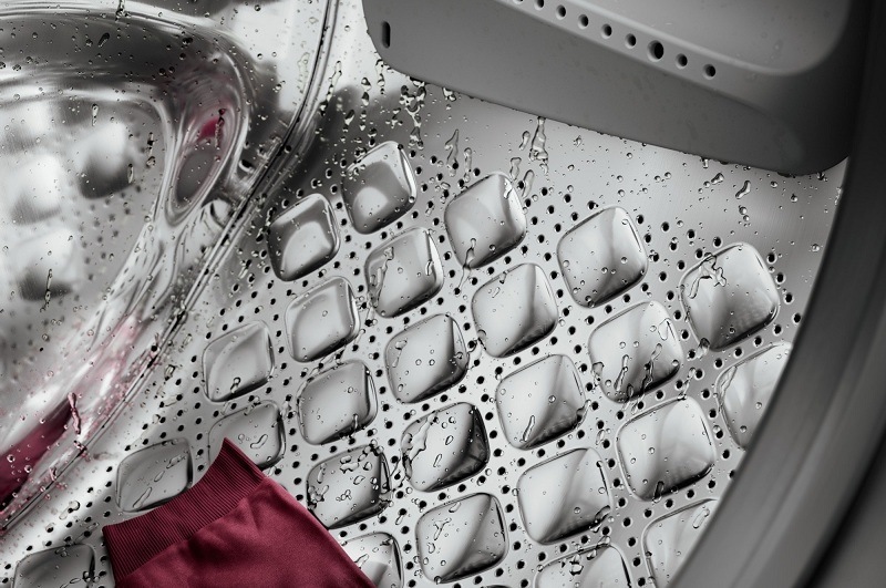 Hladký povrch s polštářkovým vzorem Care.