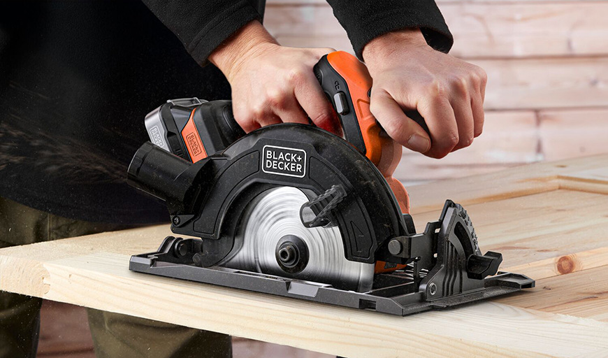 Okružní pila Black-Decker BLCCS78E1-QW (s baterií)