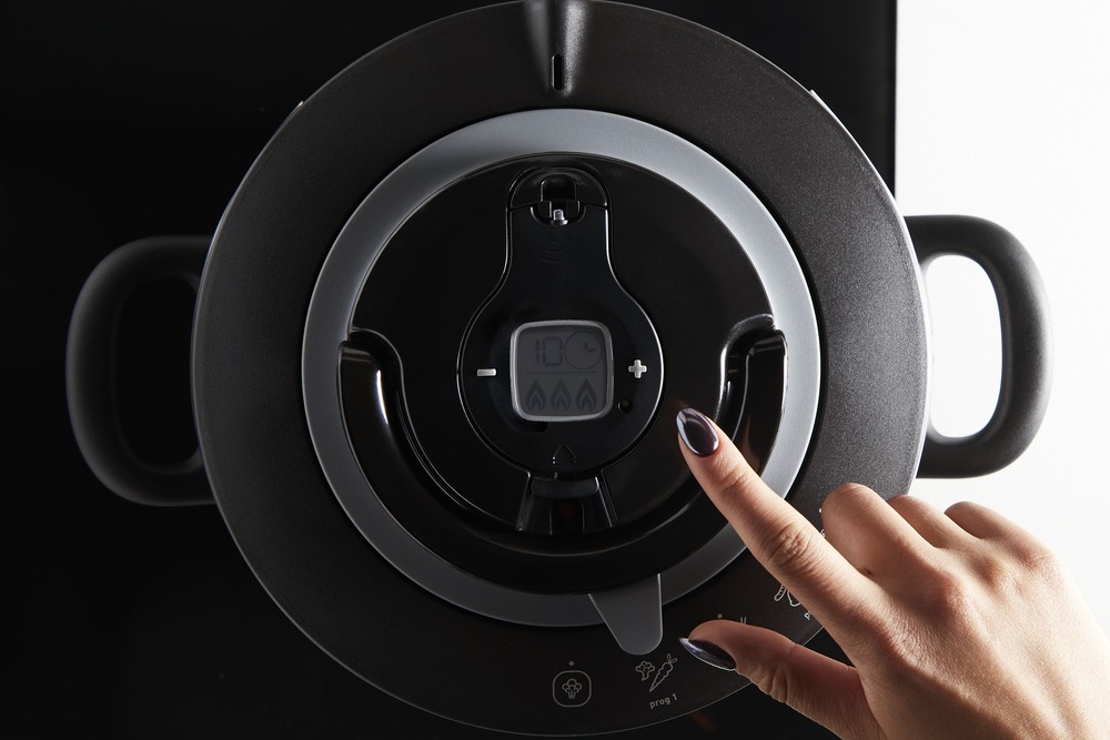 Tlakový hrnec Tefal Clipso+ CHEF P4550731, 6 l nerez