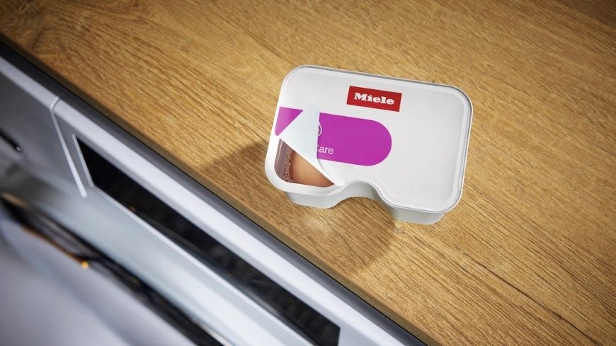 Prací prostředek Miele Caps WoolCare na vlnu a jemné prádlo (9 ks)