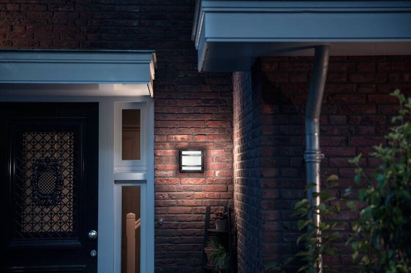 Nástěnné svítidlo Philips Petronia, 2700 K, pohybový senzor antracitové Nástěnné svítidlo Philips Petronia, 2700 K, pohybový senzor antracitové