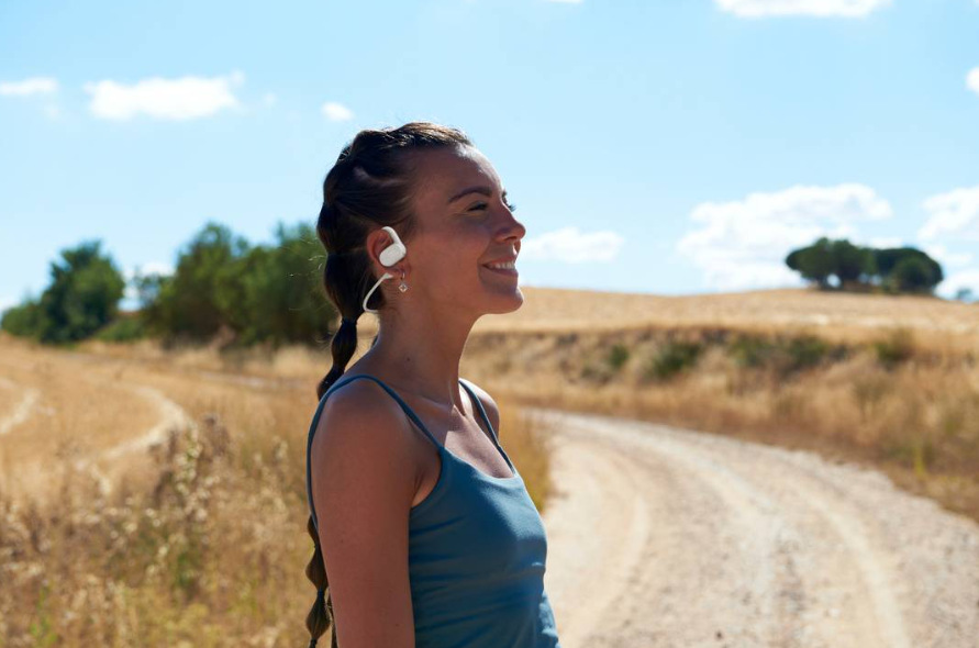 Sluchátka JBL Soundgear Sense bílá Sluchátka JBL Soundgear Sense bílá
